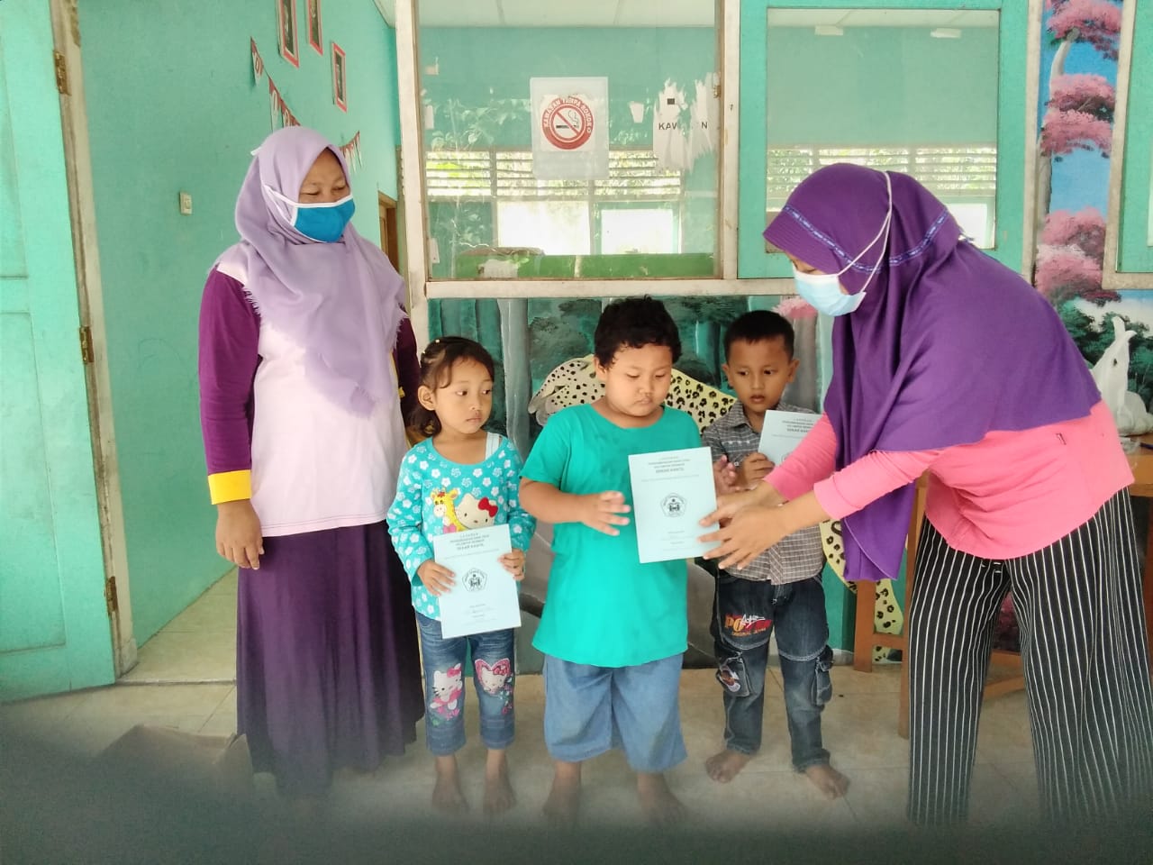 Paud Krengseng  Bagikan Rapot